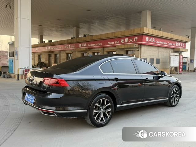 Volkswagen Magotan 2021 Черный из Китая, фото 2