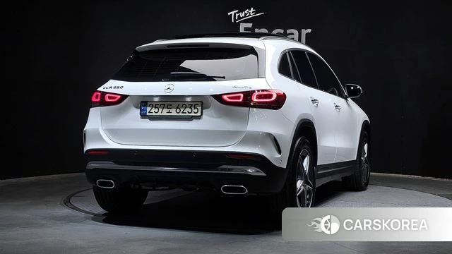 Mercedes-Benz GLA - Class H247 id 4293813 из Кореи 12