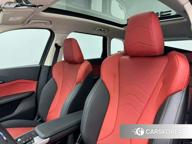 BMW X1 2024 Белый из Китая, фото 2