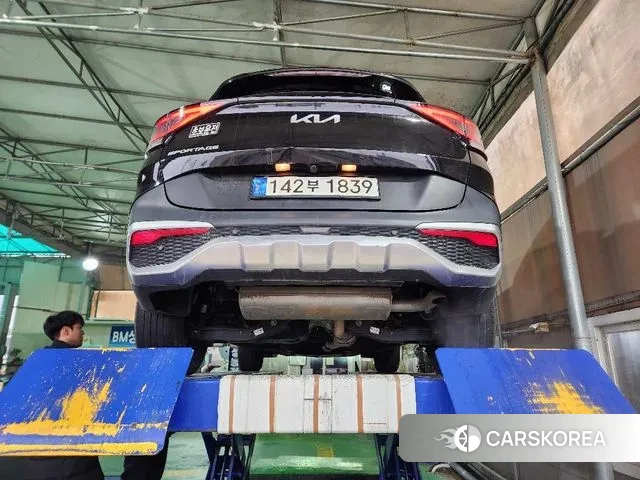 Kia Sportage 5th Generation 2021 Черный из Кореи, фото 2