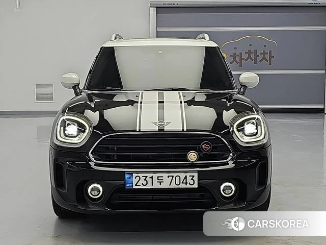 Mini Cooper Countryman 2021 Черный из Кореи, фото 2