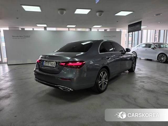 Mercedes-Benz E-Class W213 id 4293414 из Кореи 9