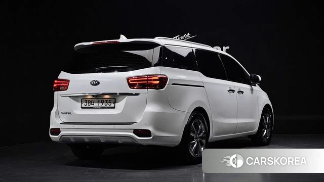 Kia The New Carnival id 4563144 из Кореи 12