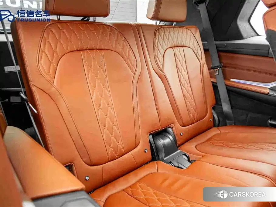 BMW X7 id 4601914 из Китая 12