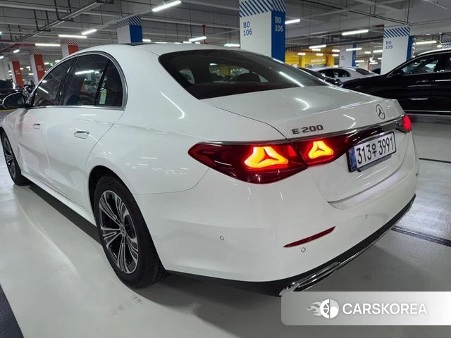 Mercedes-Benz E-Class W214 id 4486641 из Кореи 9