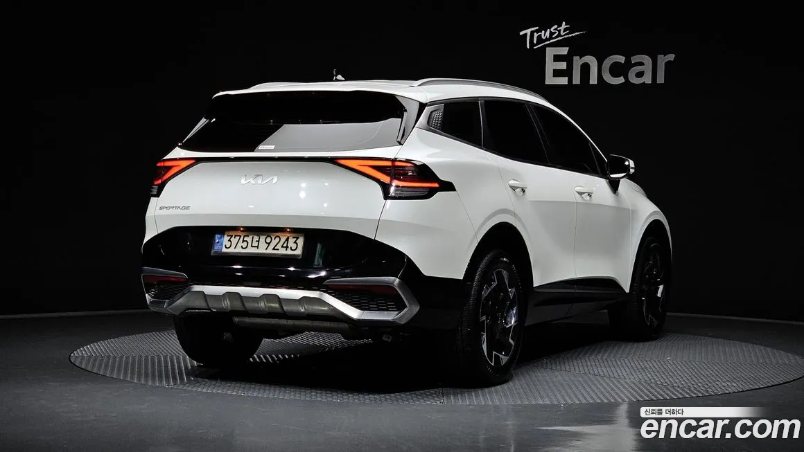 Kia Sportage 5th Generation 2023 Белый из Кореи, фото 2