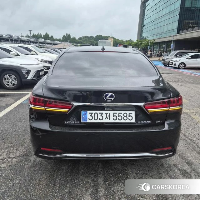 Lexus LS500h 5th generation 2018 Черный из Кореи, фото 2