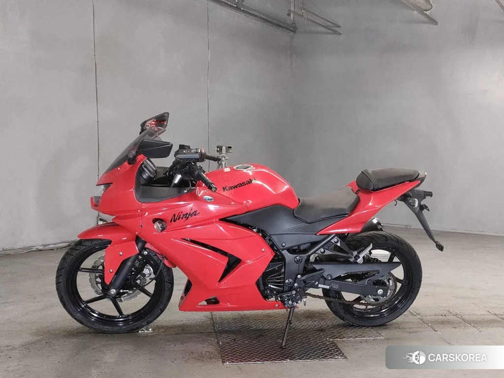 Проданный Kawasaki NINJA 250R id 4159028 из Японии, фото 2
