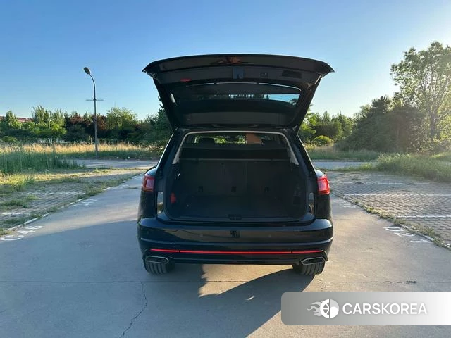 Volkswagen Touareg id 4291347 из Китая 12