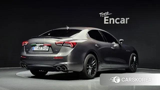 Maserati Ghibli id 3220937 из Кореи 12