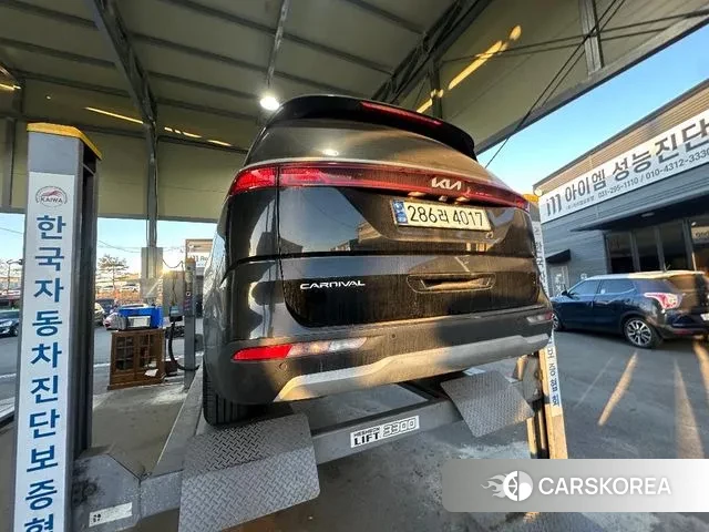 Kia Carnival 4th generation 2021 Черный из Кореи, фото 2