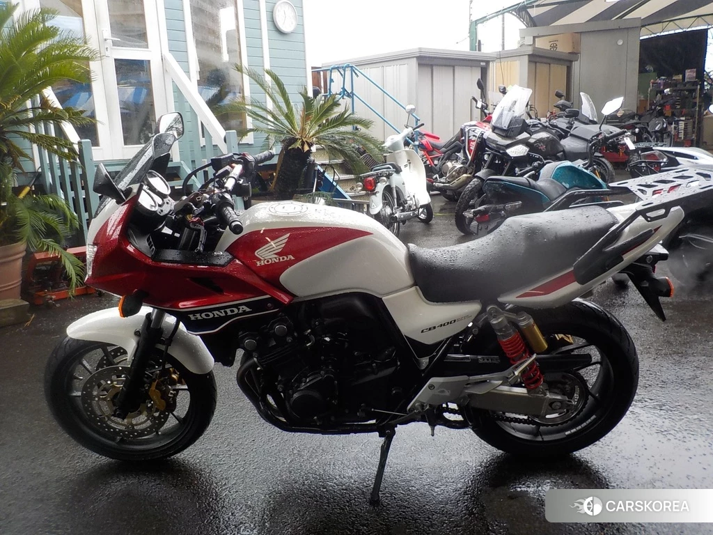 Проданный Honda CB400SF BOLDOR 2014 из Японии