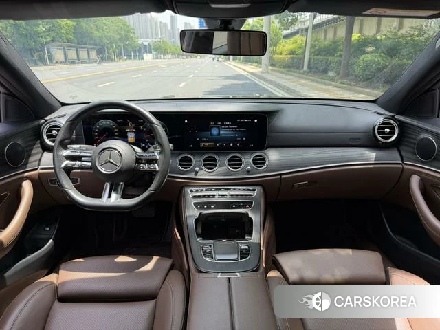 Mercedes-Benz E-class 2021 Черный из Китая, фото 2