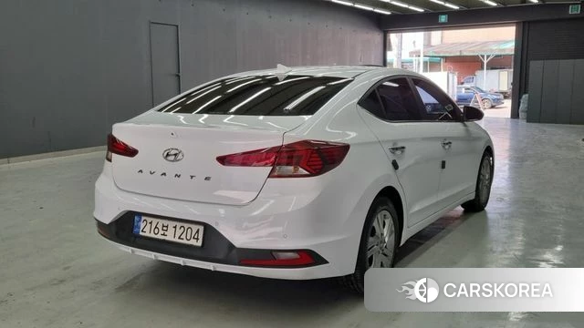 Hyundai The New Avante AD id 3766435 из Кореи 10