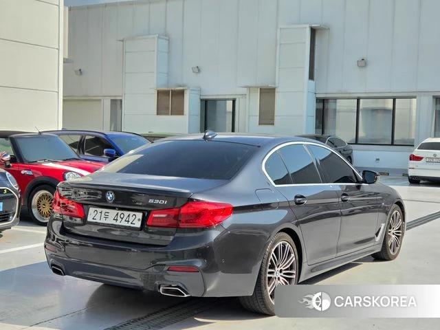 BMW 5 Series (G30) 2019 Серый из Кореи, фото 4