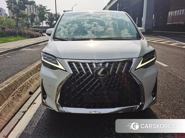 Lexus LM id 4290860 из Китая 12