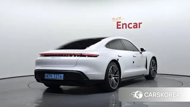 Porsche Taycan id 3390376 из Кореи 12