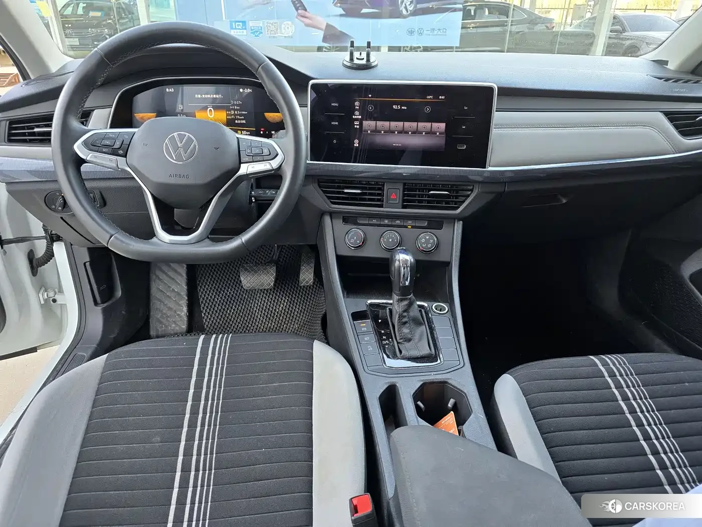 Volkswagen Bora 2024 Белый из Китая, фото 2