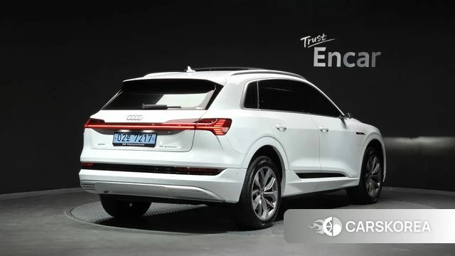 Audi e-Tron id 4741574 из Кореи 12