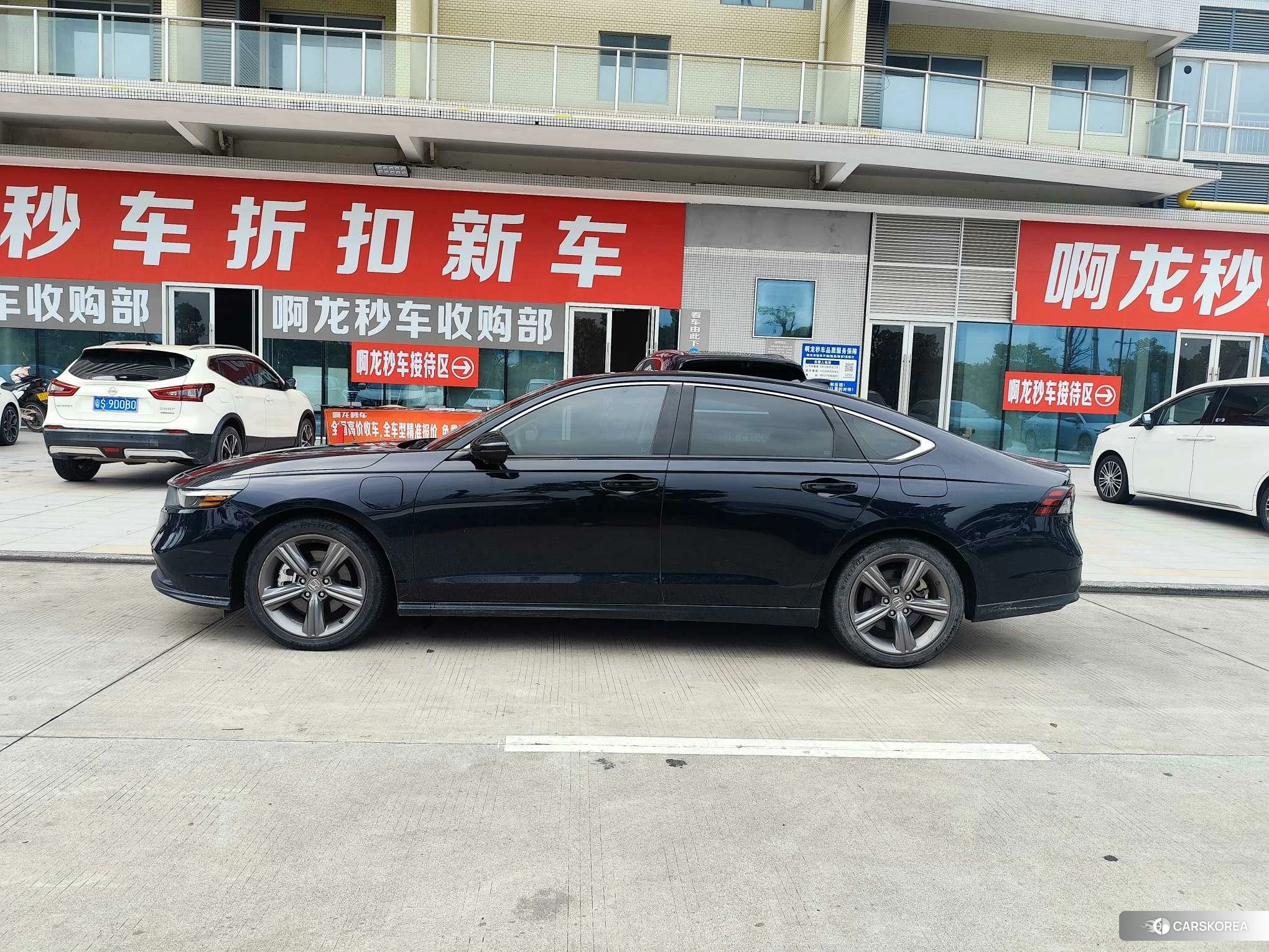 Honda Accord PHEV 2023 Синий из Китая, фото 2