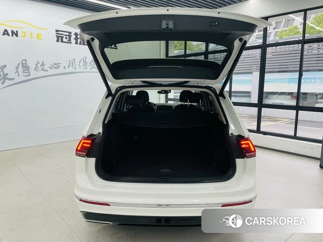 Volkswagen Tiguan L PHEV id 4211292 из Китая 8