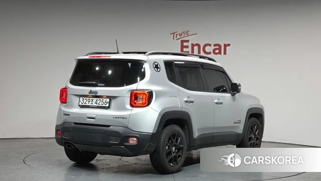 Jeep Renegade id 3834055 из Кореи 12