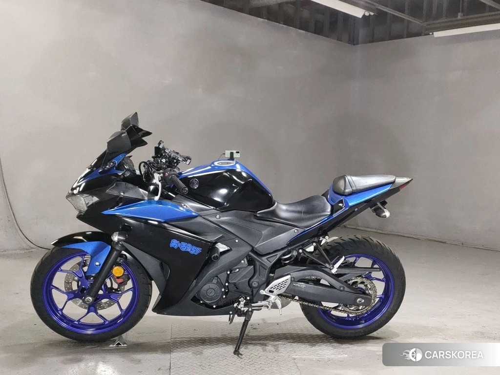 Проданный Yamaha YZF-R25 2015 из Японии