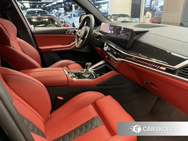 BMW X5 M 2024 Черный из Китая, фото 2