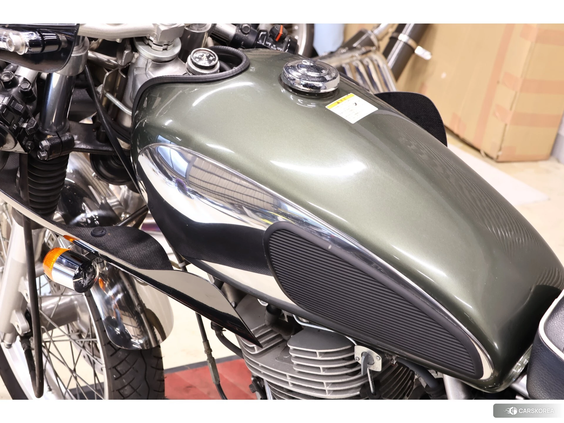 Проданный Yamaha SR 400 id 4379861 из Японии, фото 7