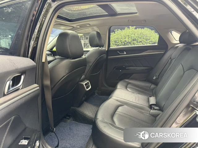 Kia K5 2021 Черный из Китая, фото 4