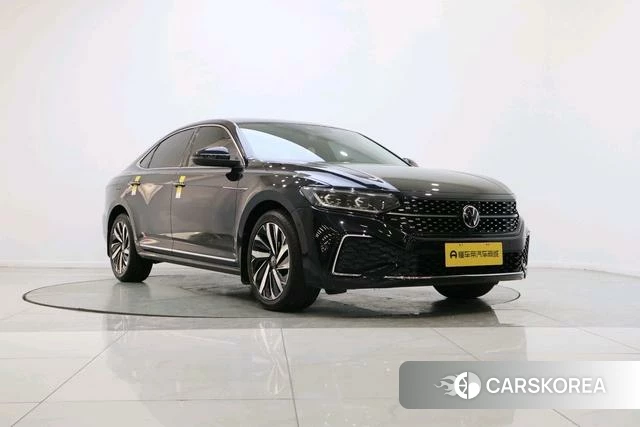 Volkswagen Passat id 4258631 из Китая 12