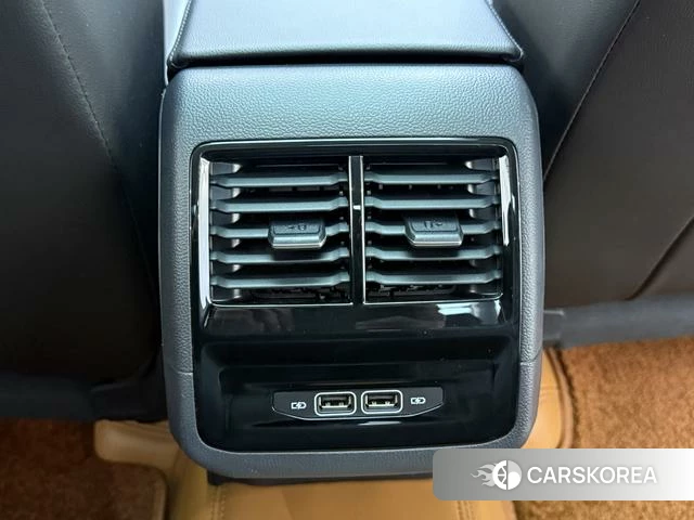 Volkswagen Sagitar id 4263104 из Китая 11