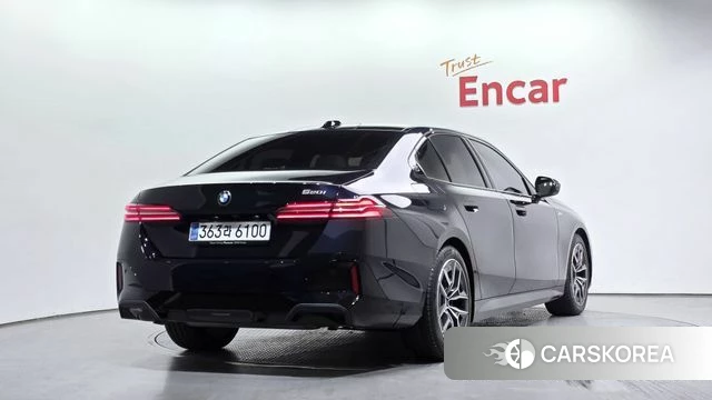 BMW 5 Series (G60) id 3891035 из Кореи 12