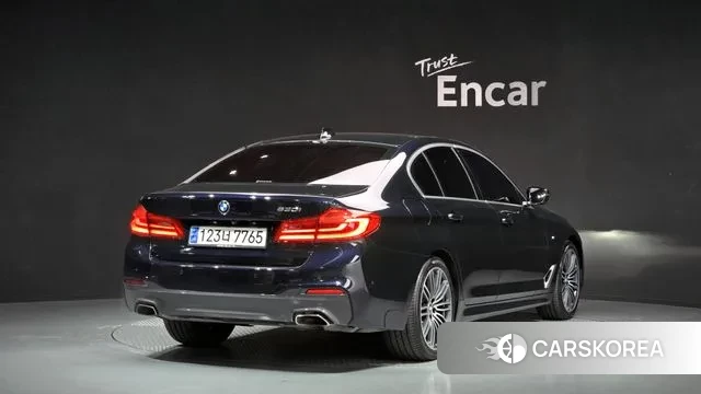 BMW 5 Series (G30) id 3562420 из Кореи 12