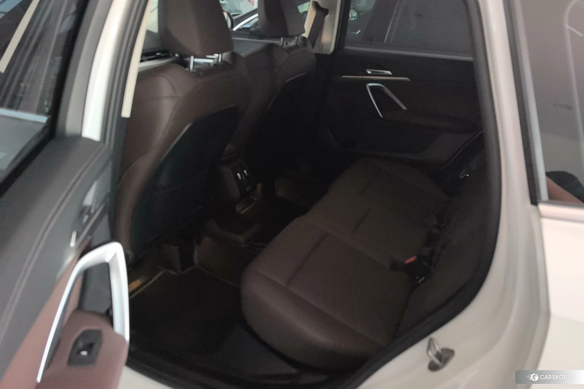 BMW X1 id 4479302 из Китая 9