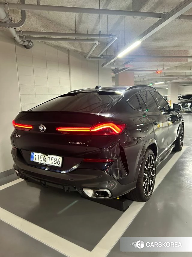BMW X6 (G06) 2025 Черный из Кореи, фото 2