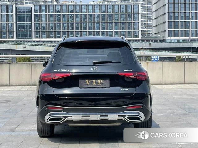 Mercedes-Benz GLC 2024 Черный из Китая, фото 5