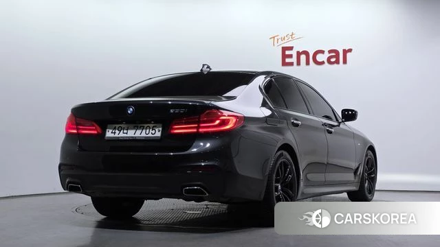 BMW 5 Series (G30) id 3943051 из Кореи 12