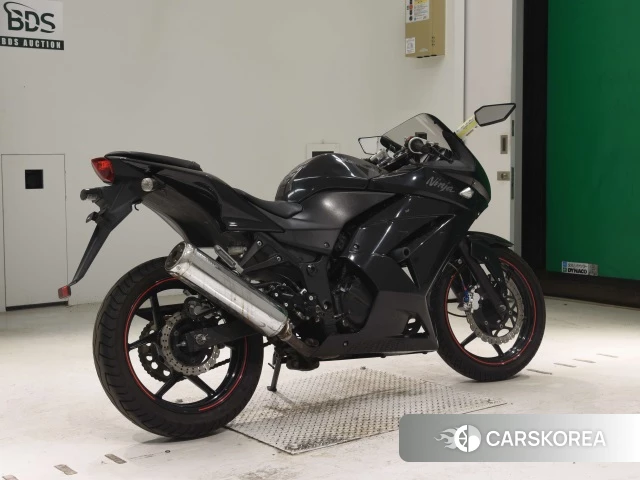 Проданный Kawasaki NINJA 250R 2012 из Японии