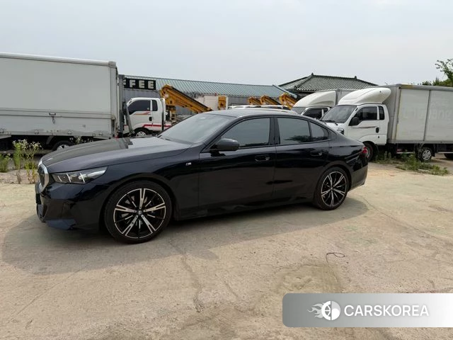 BMW 5 Series (G60) 2025 Черный из Кореи, фото 6