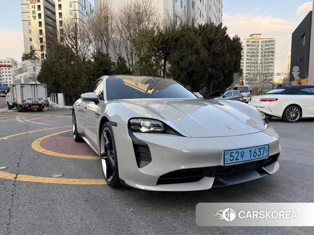 Porsche Taycan id 3695506 из Кореи 11