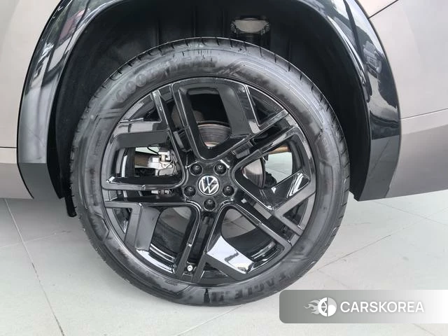 Volkswagen Tourang id 4348875 из Китая 8