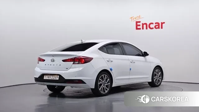 Hyundai The New Avante AD id 3434369 из Кореи 12