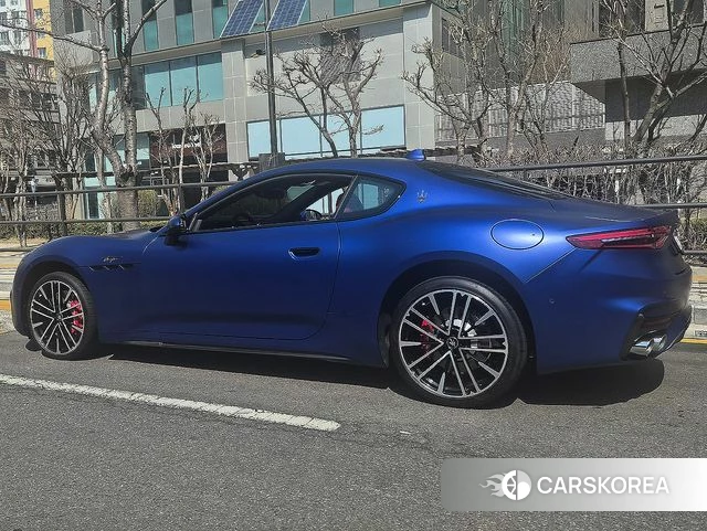 Maserati Granturismo 2nd Generation id 4432528 из Кореи 7