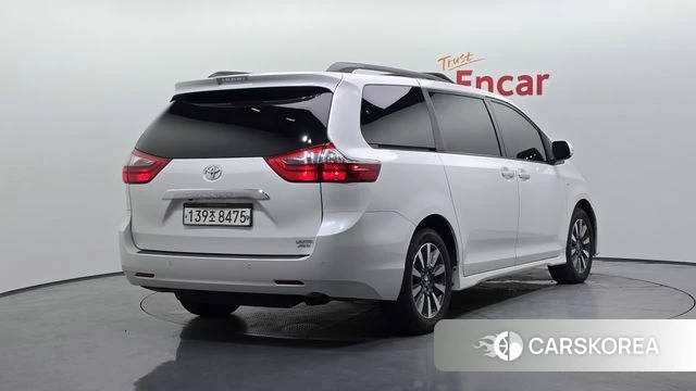 Toyota Sienna id 4614717 из Кореи 12