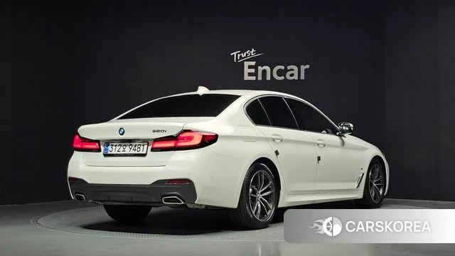 BMW 5 Series (G30) id 4636686 из Кореи 12