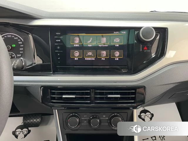 Volkswagen Polo id 4277751 из Китая 12
