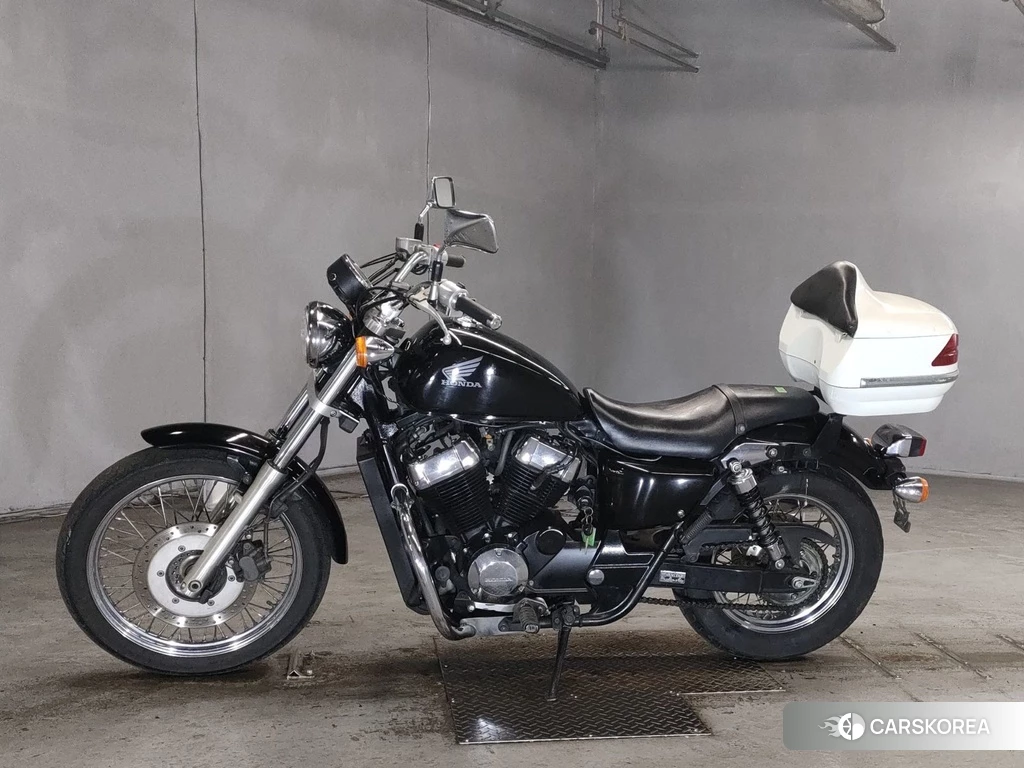 Проданный Honda VT400S 2012 из Японии