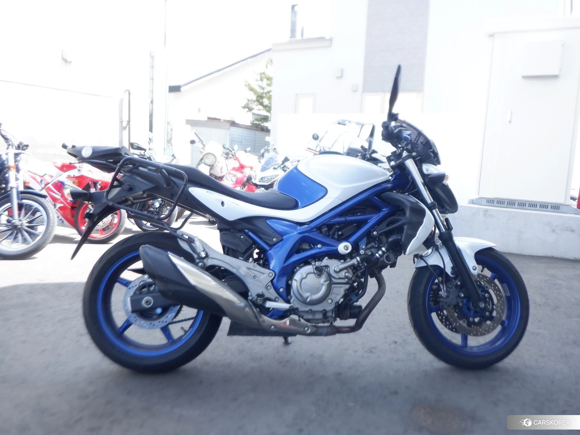 Проданный Suzuki GLADIUS 650 ABS 2017 из Японии, фото 4
