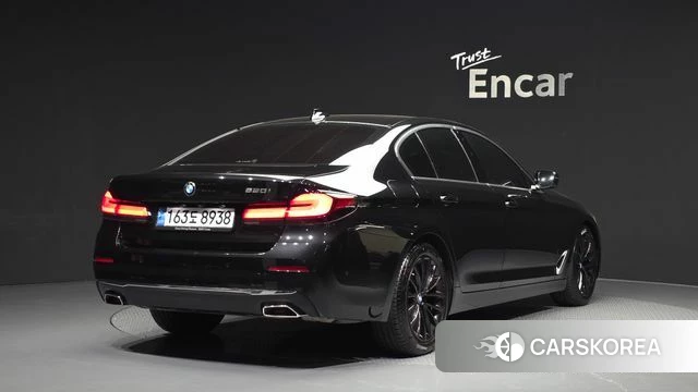BMW 5 Series (G30) id 4433942 из Кореи 12